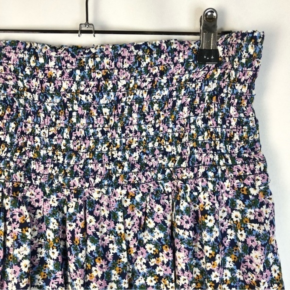 Arizona Purple & Blue Ditsy Floral Smocked Mini Skirt M - Picture 3 of 4